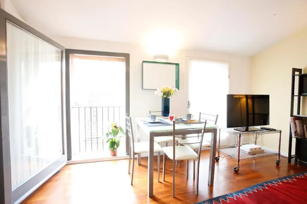 Charming Apartment In Brera/Centre Milano Italien
